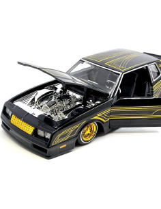 Maisto 1986 Chevy Monte Carlo SS Lowrider 1:24 Negro 2