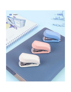 Mini Grapadora Rosa Jinshining con Removedor y Grapas 2