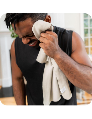 Toalla de Yoga WeGym Suede Piedra 67.7x39.9cm Secado Rápido