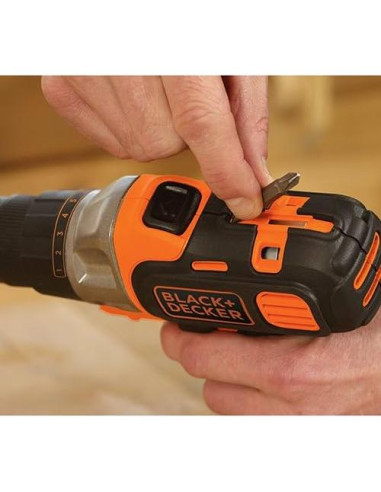 Taladro Inalámbrico 20V BLACK+DECKER BDCDMT120C y Sierra de Recorte