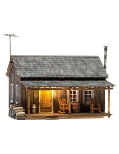 Cabaña Rústica Woodland Scenics Escala N con Luz LED