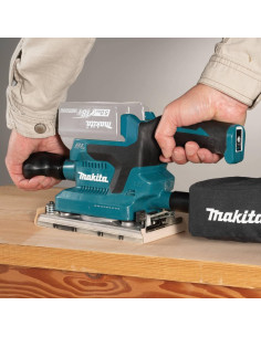 Lijadora de Acabado Sin Cable Makita XOB03Z 18V LXT 2.23 kg 2