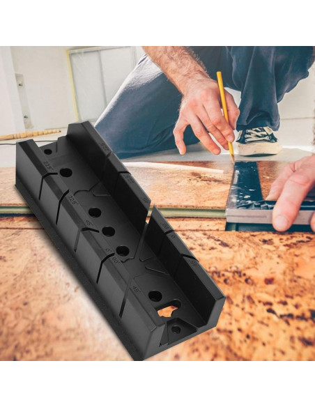 Caja de Sierra Ingletadora Cunyuer 0-90 Grados ABS