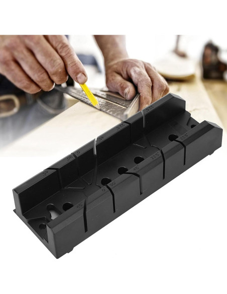 Caja de Sierra Ingletadora Cunyuer 0-90 Grados ABS