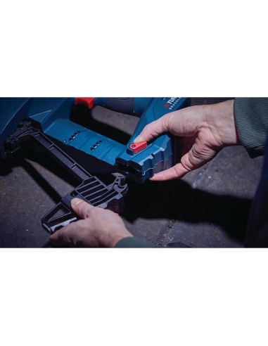 Clavadora de Concreto Bosch GNB18V-12N PROFACTOR 18V