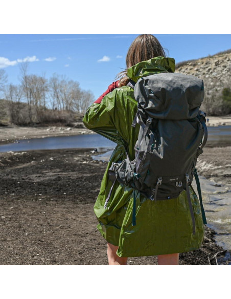 Poncho de Lluvia de Emergencia Everlit Mylar 119.4x101.6cm