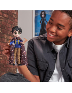 Conjunto de Muñeca Harry Potter 20 cm + Varita + Ropa Auténtica 2