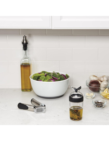 Agitador de Aderezo para Ensaladas OXO Good Grips 0.24L Negro
