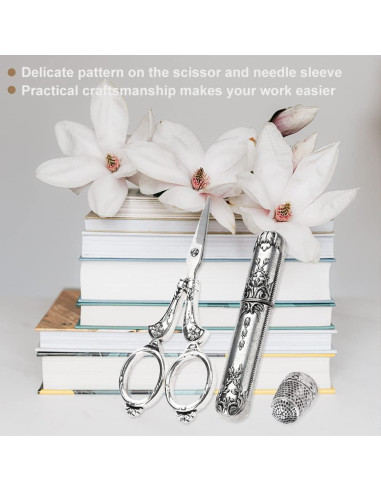 Kit de Costura Hicello con Tijeras, Dedal y Hilo - Vintage