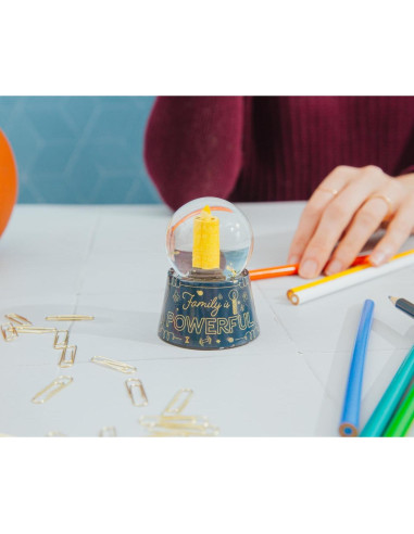 Mini Globo de Nieve Iluminado Disney Encanto 7.62 cm