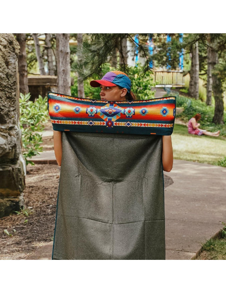 Toalla de Correr Sprints Microfibra 158.75x81.28cm Azteca