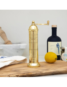 Molino de Sal Manual Alexander Home Latón 20 cm 2