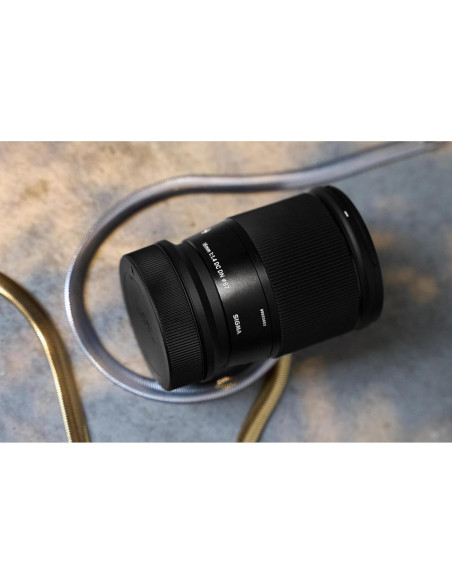 Lente Sigma 16mm F1.4 DC DN para montura RF - Negro Lente Sigma 16mm F1.4 DC DN para montura RF - Negro