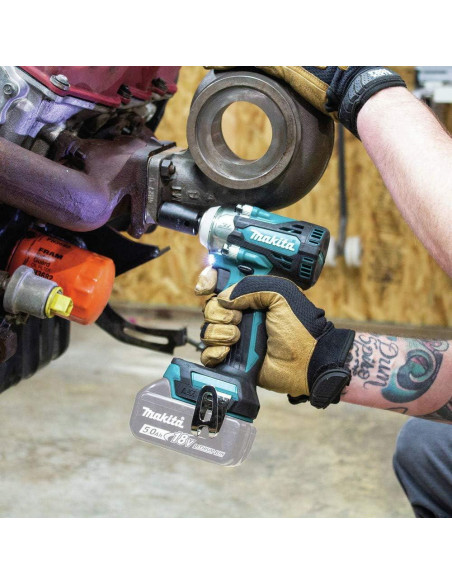 Llave de Impacto Inalámbrica Makita XWT15Z 18V 325.5 Nm
