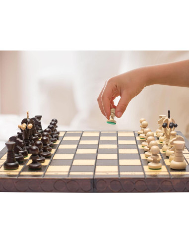 Juego de Ajedrez de Madera Husaria Mediano 35.6cm Hecho a Mano