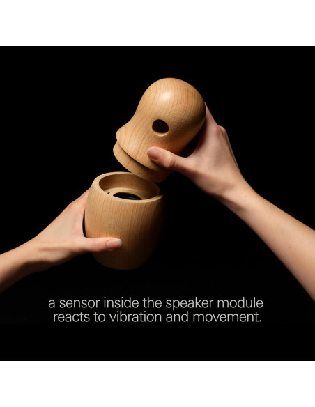 Muñeca de coro Teenage Engineering Miki con altavoz interno