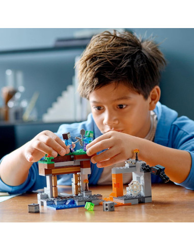 LEGO Minecraft La Mina Abandonada 21166 Juguete 248 Piezas