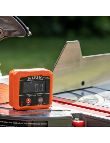 Nivel Digital Klein Tools 935DAG con Medidor de Ángulo