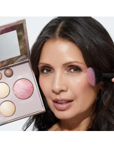 Paleta de Maquillaje Laura Geller - 3 Sombras, Rubor y Bronceador 2