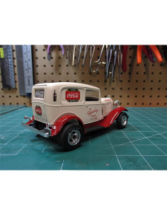 Modelo Coche MPC 1932 Ford Sedan Coca Cola 1:25 Negro 2
