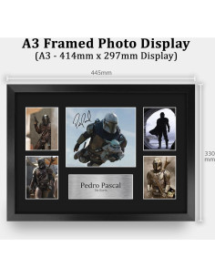 Fotografía Enmarcada Pedro Pascal The Mandalorian 43x33 cm 2