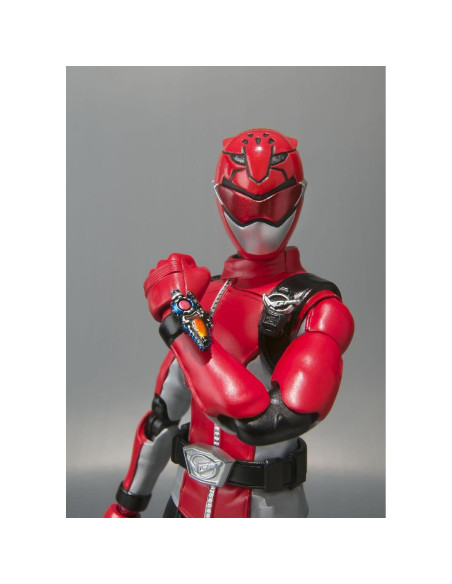 Figura de Acción Bandai SH Figuarts Go-Busters Red Buster 14cm