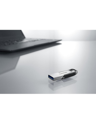 SanDisk Ultra Flair 16GB USB 3.0 Flash Drive Negro