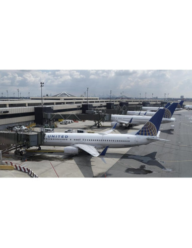 Modelo de avión Bswath B747 escala 1:400 16 cm metal