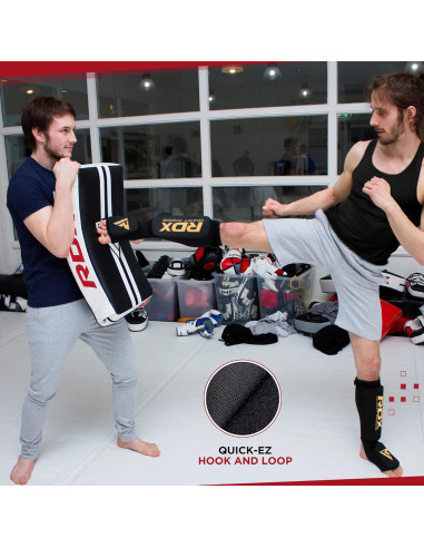 Almohadilla de Golpeo RDX 60cm para Muay Thai y MMA