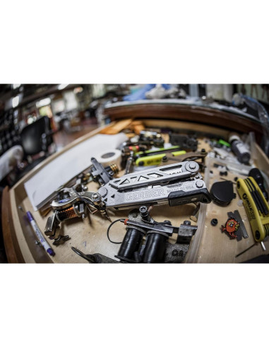 Multiherramienta Gerber Gear Center-Drive Plus 16 Piezas