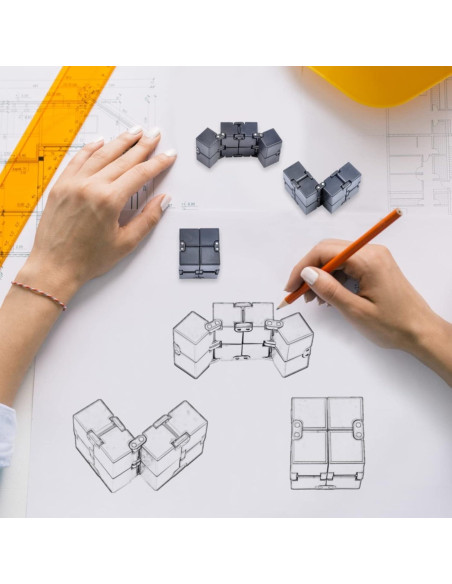 Cubo Infinito Antiestrés SMALL FISH 3.81 cm Negro