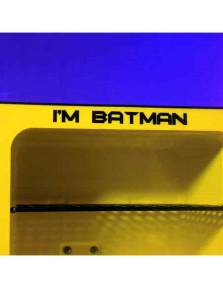 Mini Refrigerador Batman Ukonic 6.7L 9 Latas Termoeléctrico