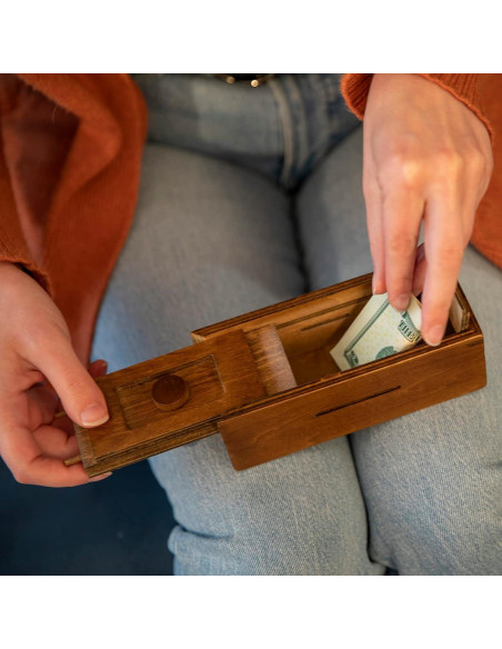 Caja Puzzle Secreta de Madera - Bits and Pieces - 14.92x6.35 cm