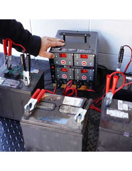 Cargador de Batería Schumacher DSR125 4 Bancos 6V/12V