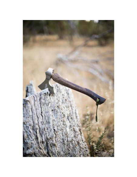 Hacha Wilora de Acero al Carbono con Mango de Madera