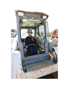 Casco de Seguridad Bullard CEN10 Ventilado Rojo con Correa 2