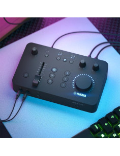 Mezclador de Juegos Yamaha ZG01 USB con Efectos de Voz 2