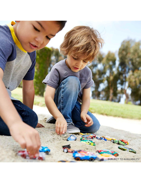 Hot Wheels Paquete de 10 Coches a Escala 1:64 Diversión